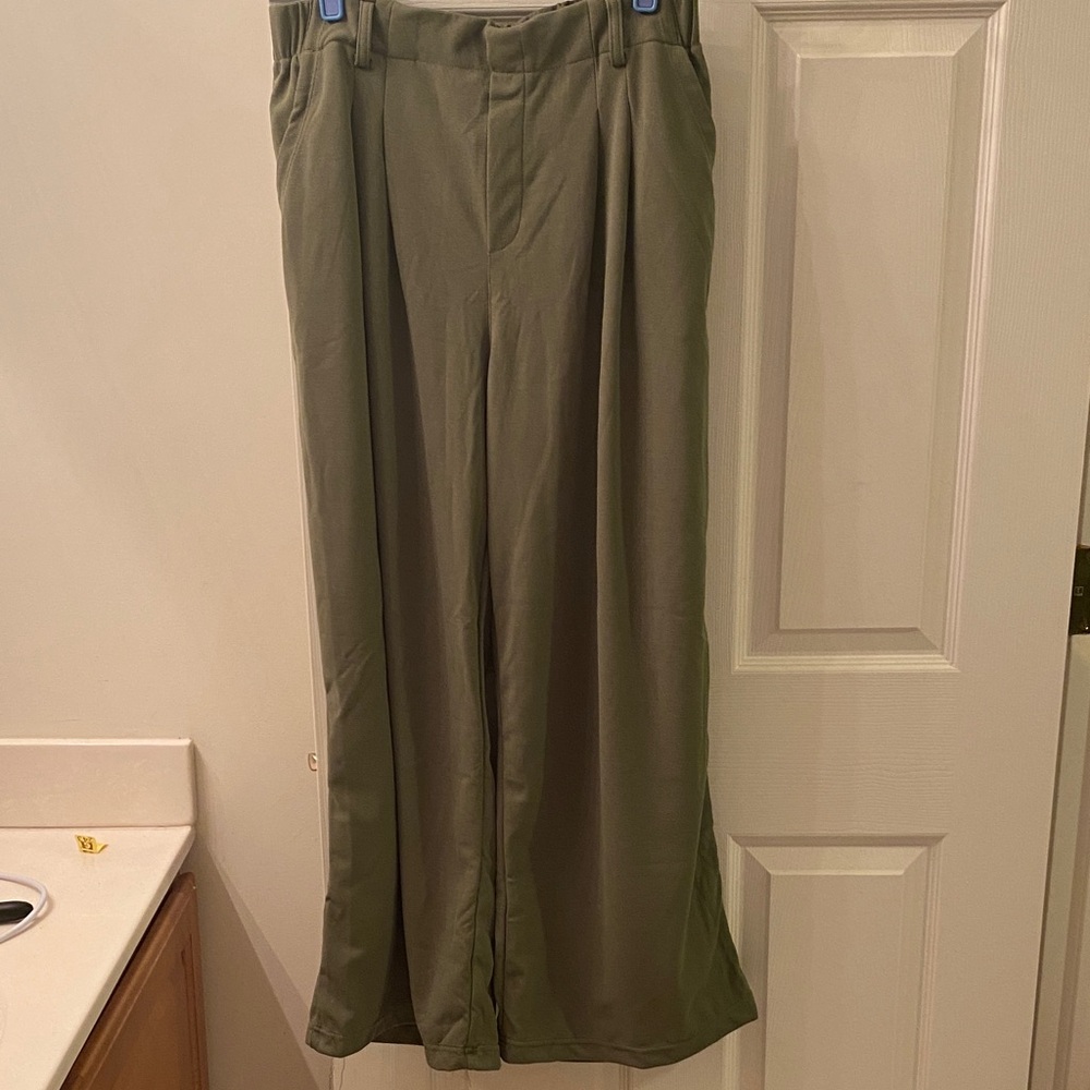 Halara Olive Waffle Weave Wide-Leg Trousers